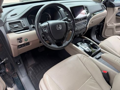 Used 2016 Honda Pilot Elite image 12