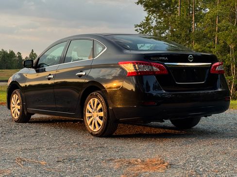 Used 2015 Nissan Sentra S FWD image 9