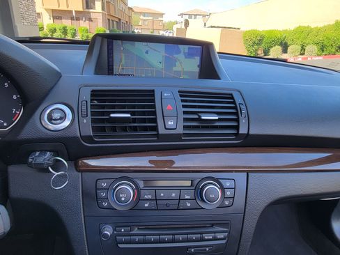 Used 2012 BMW 128i Convertible image 6