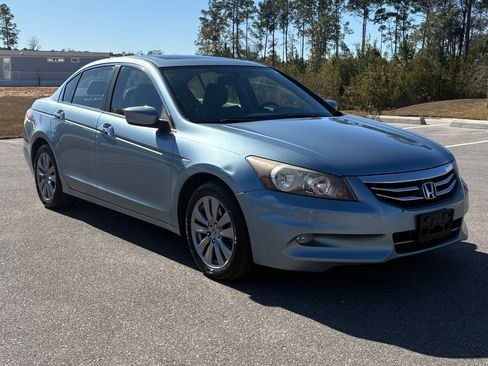 Used 2011 Honda Accord EX-L image 4