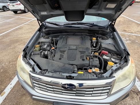 Used 2010 Subaru Forester 2.5XT Limited image 20