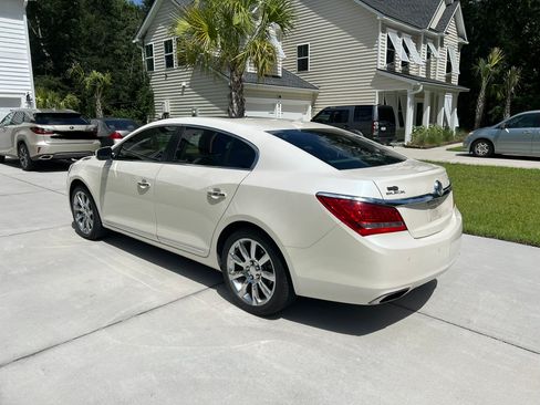 Used 2014 Buick LaCrosse Premium w/ Driver Confidence Package FWD image 5