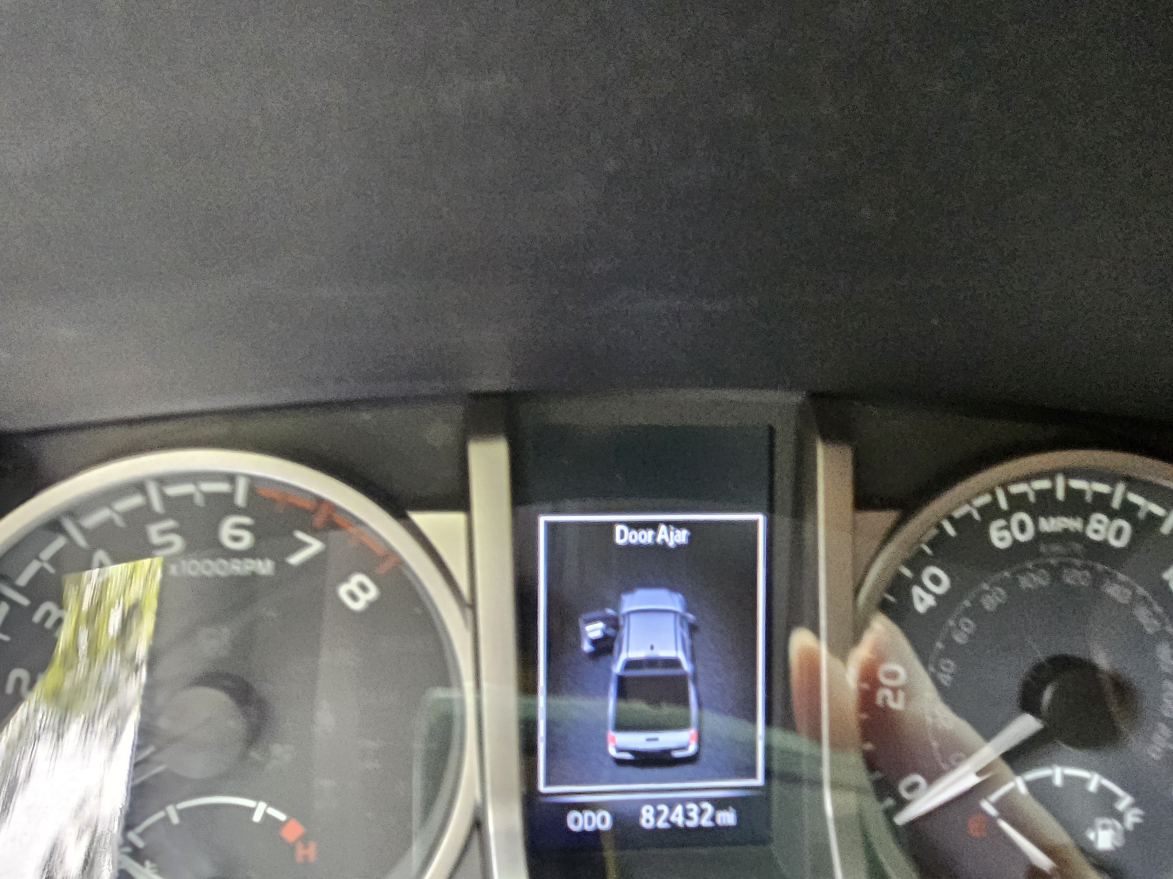 Used 2021 Toyota Tacoma SR5 RWD image 17
