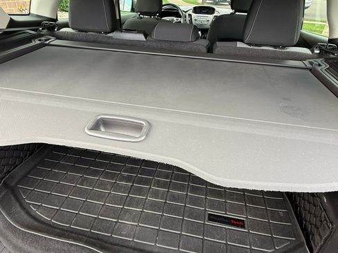 Used 2018 Ford C-MAX SE FWD image 9