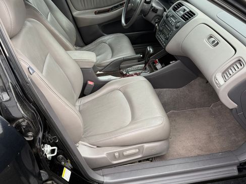 Used 2001 Honda Accord EX image 10