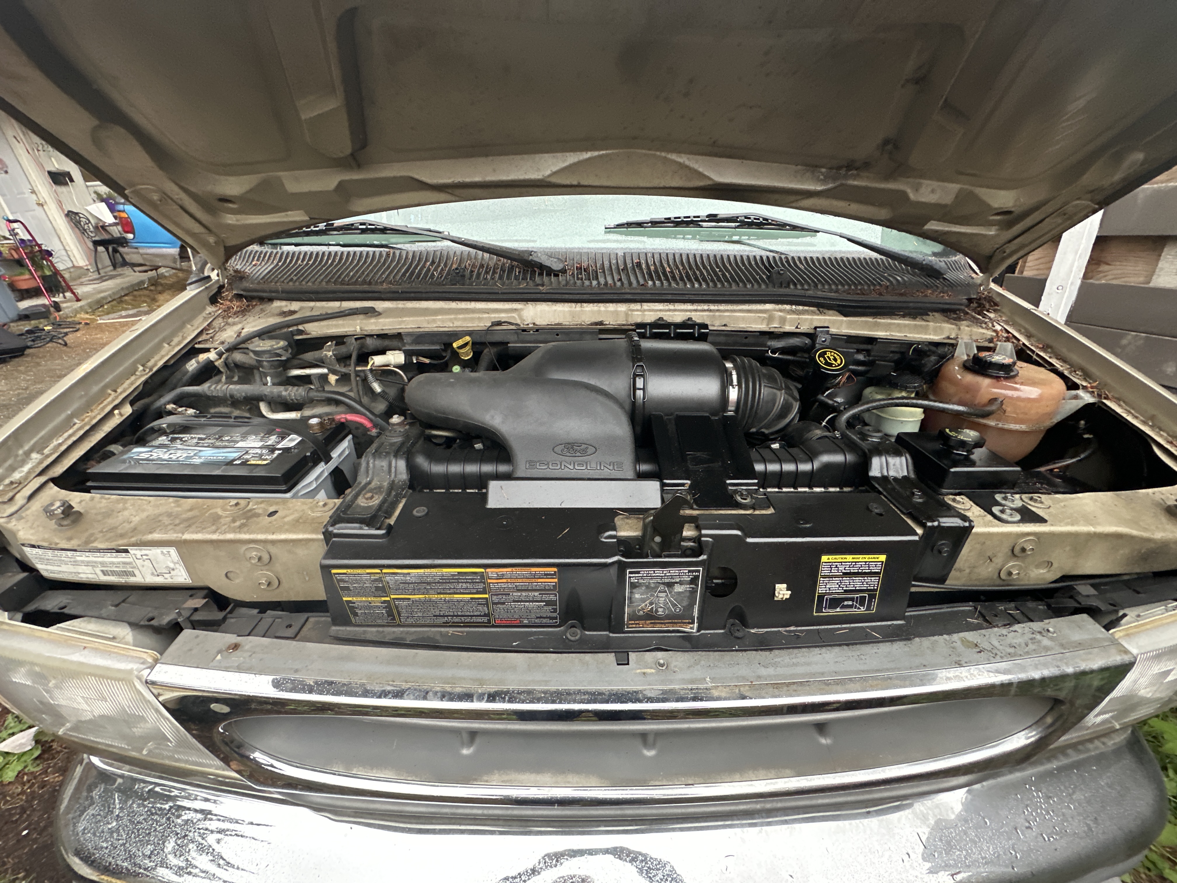 Used 2000 Ford E-150 and Econoline 150 RWD image 18