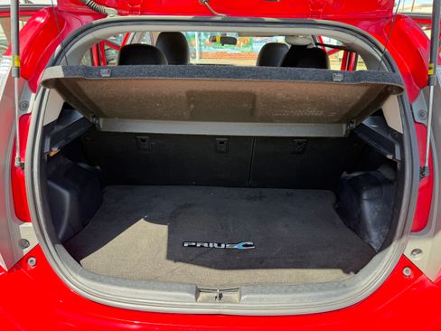 Used 2014 Toyota Prius C Four FWD image 19