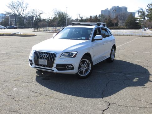 Used 2015 Audi Q5 3.0T Premium Plus image 1
