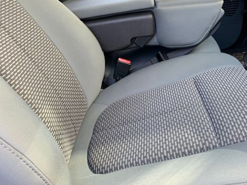 Used 2011 Ford F250 XLT w/ XLT Premium Pkg image 13