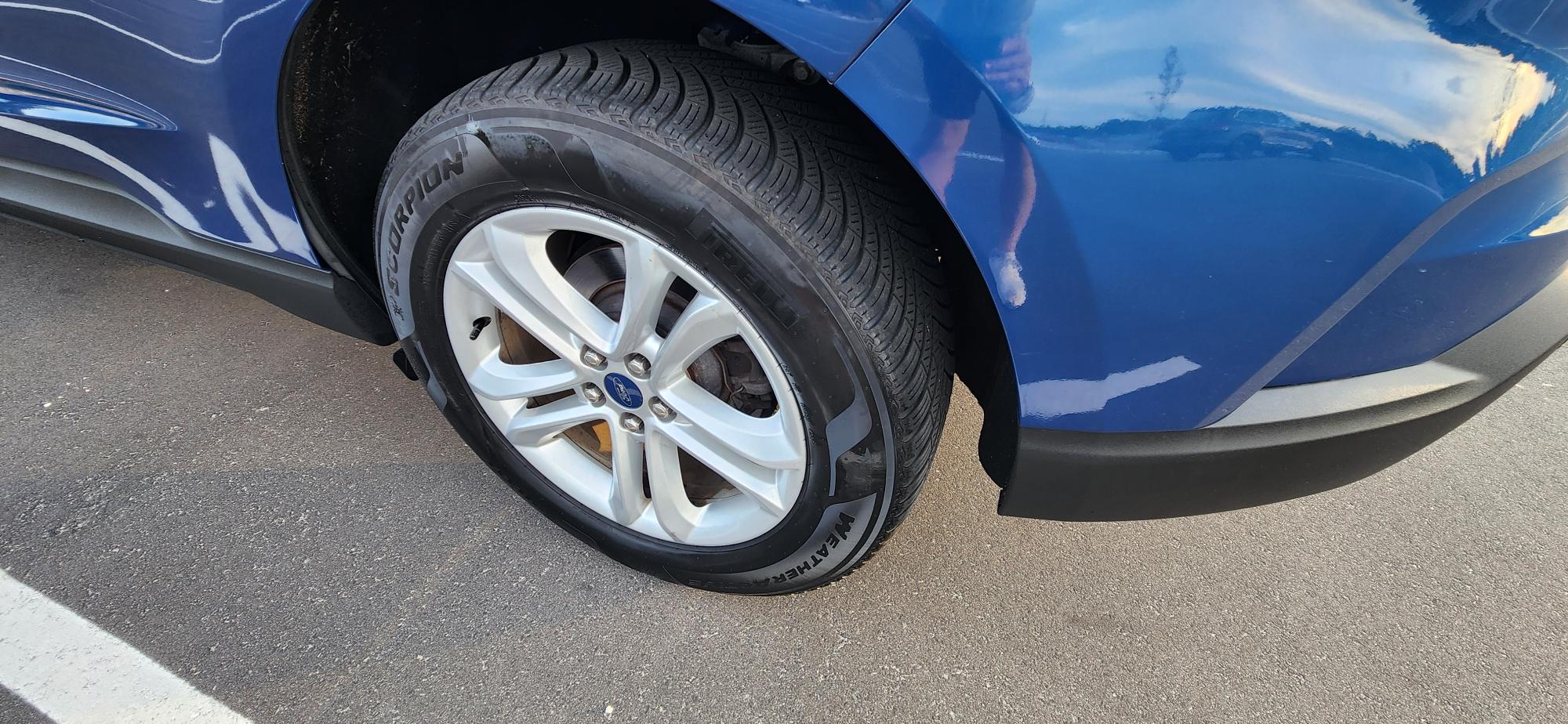 Used 2020 Ford Edge SEL w/ Convenience Package AWD/4WD image 25