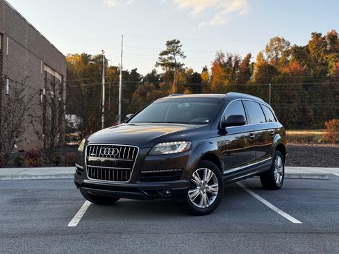 Used 2010 Audi Q7 TDI Premium Plus image 1