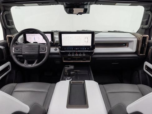 Used 2024 GMC Hummer EV 2X AWD/4WD image 9