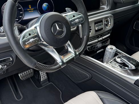 Used 2024 Mercedes-Benz G 63 AMG 4MATIC image 2