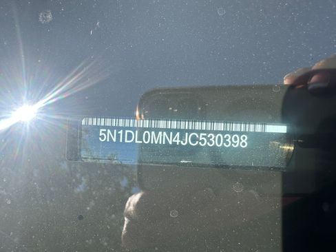 Used 2018 INFINITI QX60 FWD w/ Deluxe Technology Package image 21