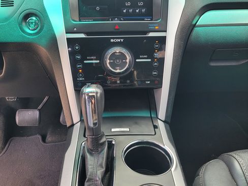 Used 2014 Ford Explorer Sport w/ Equipment Group 401A AWD/4WD image 12