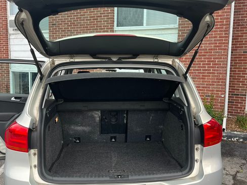 Used 2015 Volkswagen Tiguan S AWD/4WD image 8