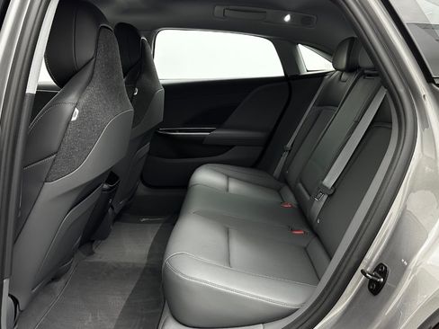 Used 2025 Lucid Air Pure image 10