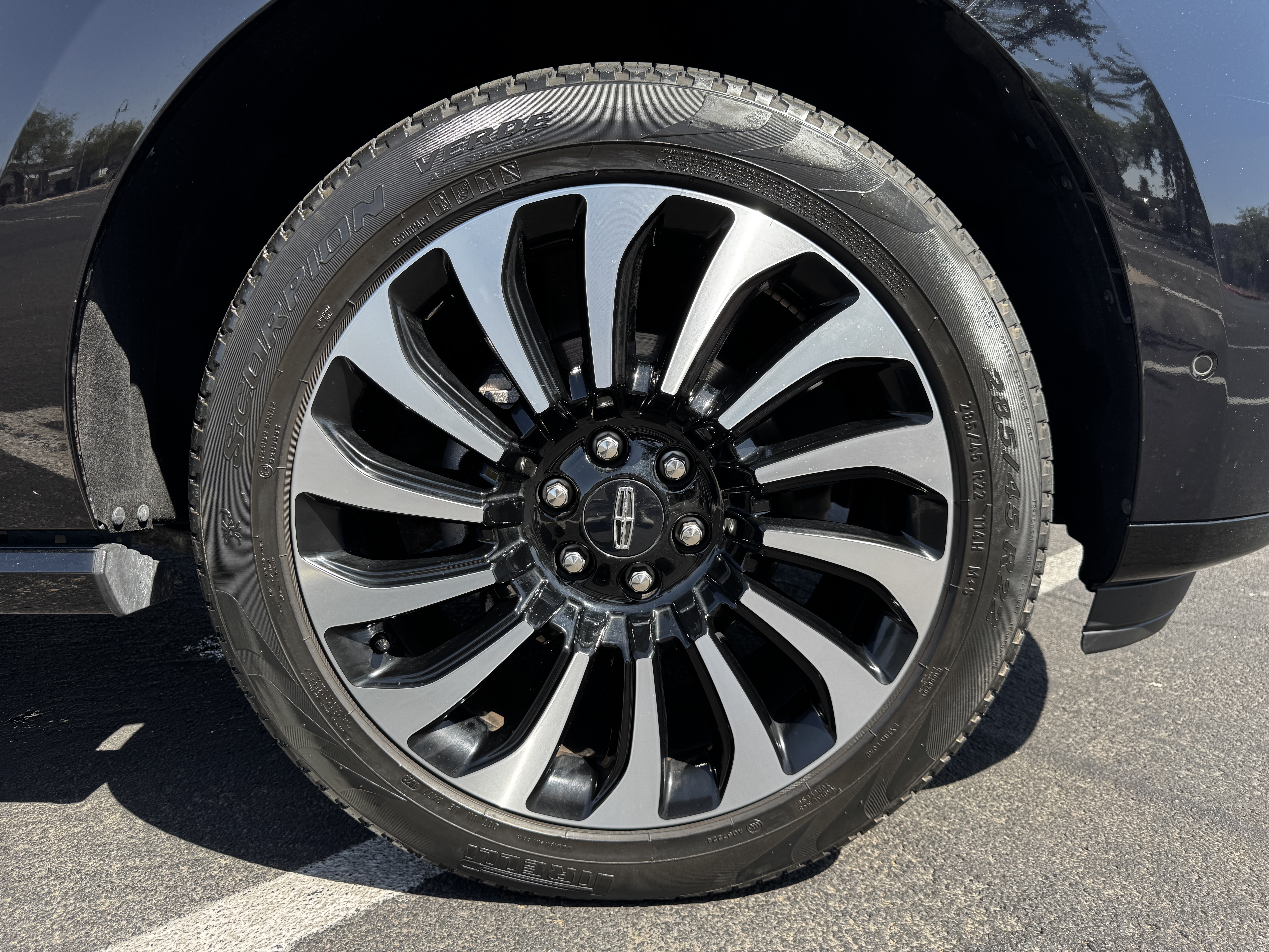 Used 2023 Lincoln Navigator Black Label AWD/4WD image 5