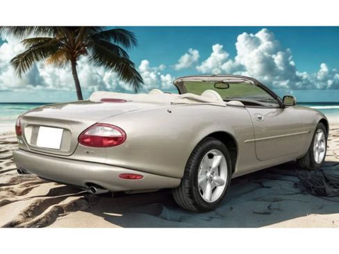 Used 2000 Jaguar XK8 Convertible image 20