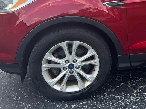 Used 2017 Ford Escape SE FWD image 10