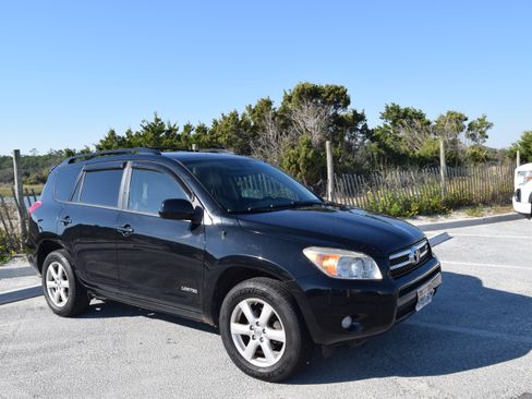 Used 2008 Toyota RAV4 Limited image 1