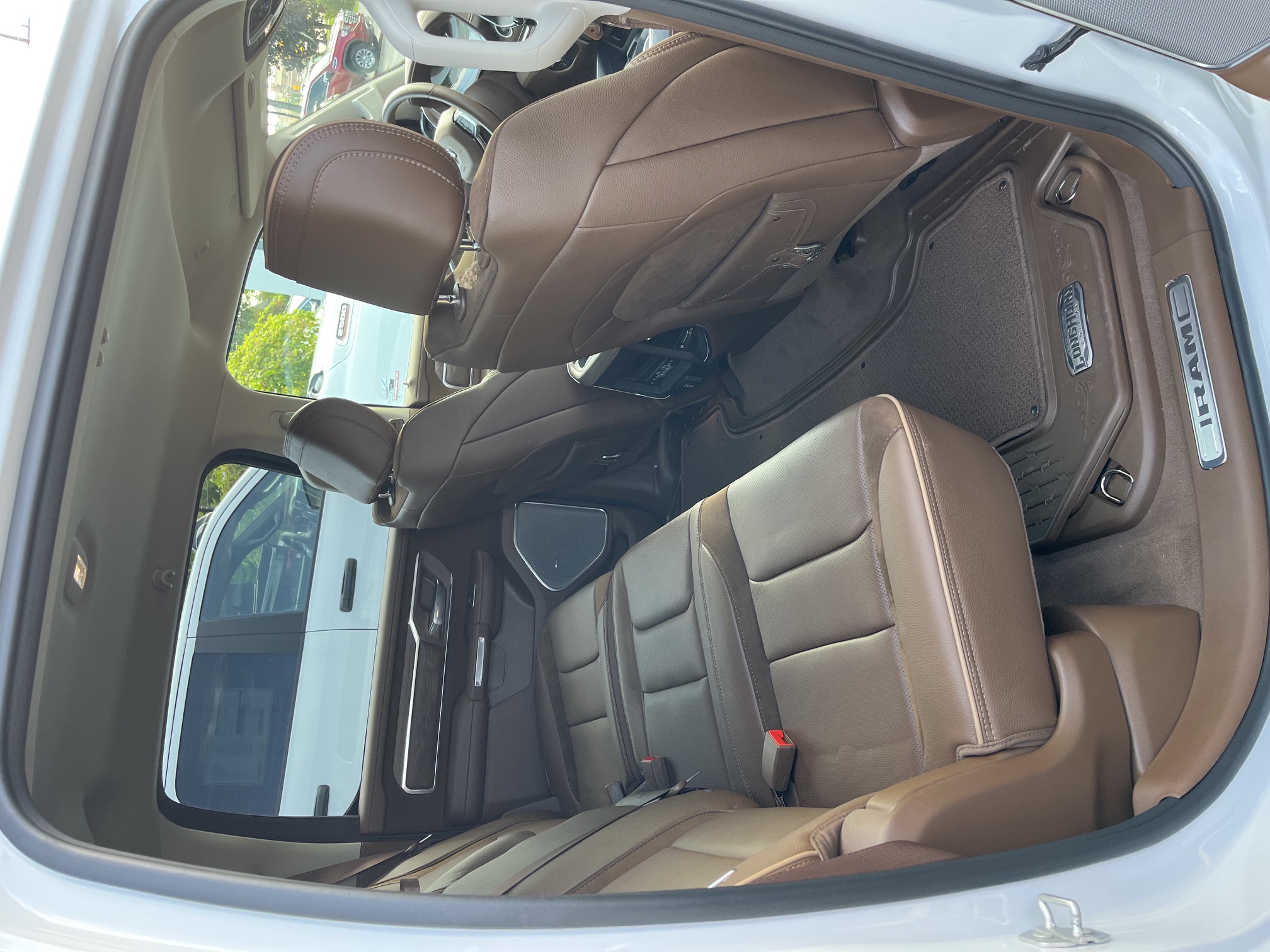 Used 2023 RAM 1500 Limited AWD/4WD image 11