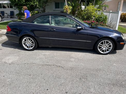 Used 2009 Mercedes-Benz CLK 350 Cabriolet image 10