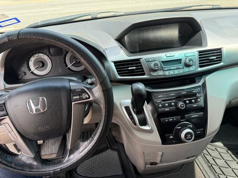 Used 2013 Honda Odyssey EX-L image 18