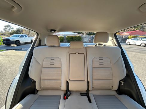 Used 2021 Kia Sportage LX w/ LX Fwd Popular Package image 9