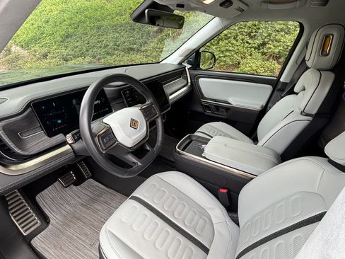 Used 2023 Rivian R1S Adventure Quad AWD/4WD image 16