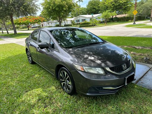 Used 2015 Honda Civic EX image 2