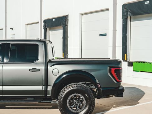 Used 2022 Ford F150 Raptor image 12