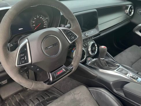 Used 2020 Chevrolet Camaro SS image 9