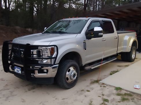 Used 2018 Ford F350 XLT w/ XLT Premium Package image 1