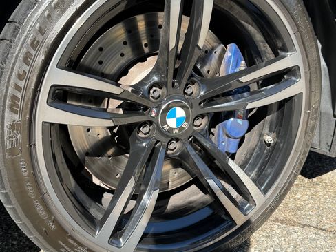 Used 2016 BMW M4 Coupe image 4