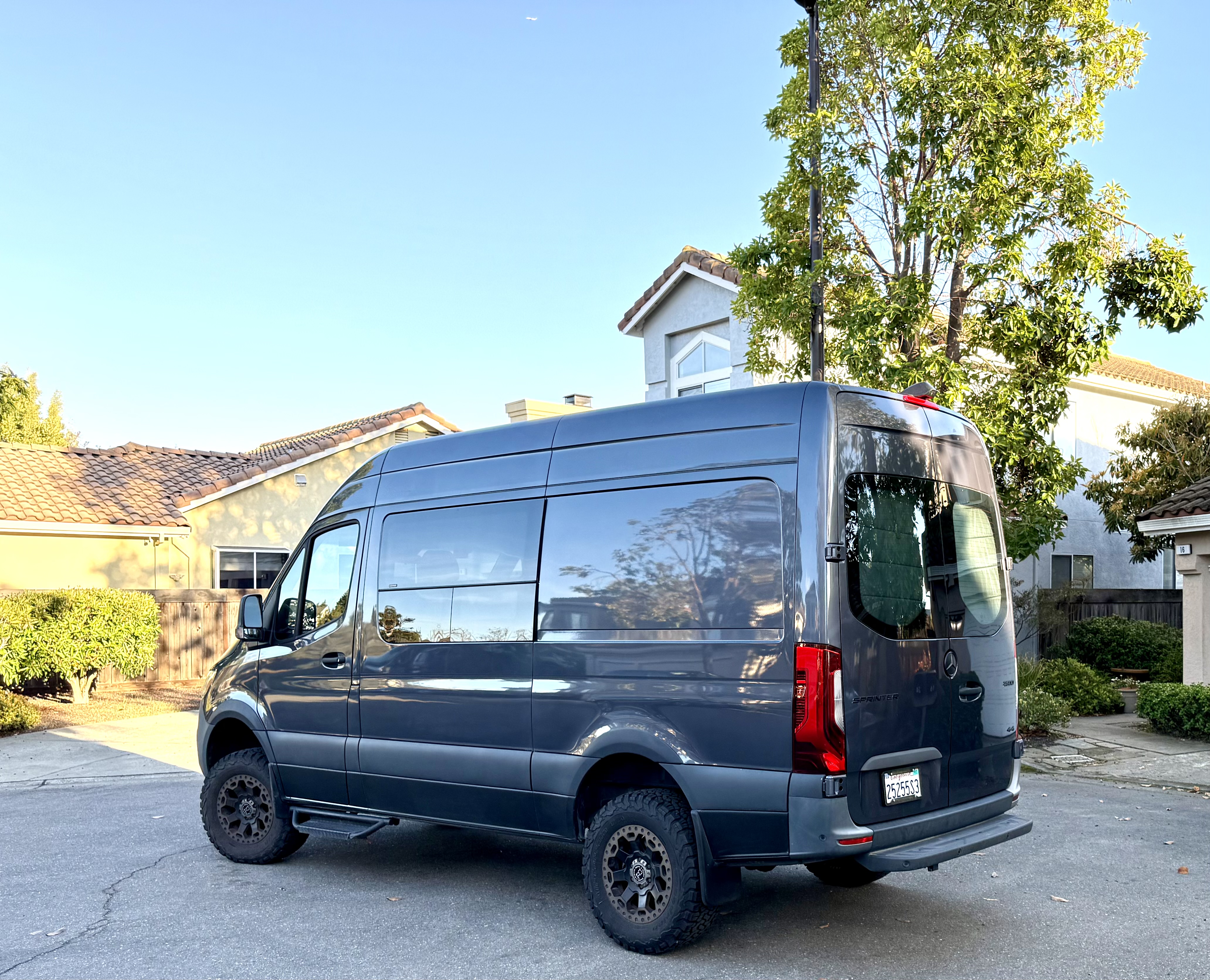 Used 2022 Mercedes-Benz Sprinter 2500 image 21