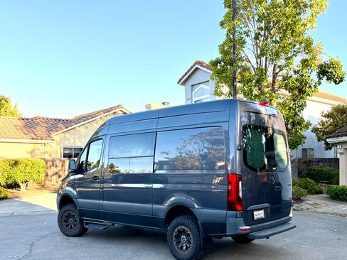 Used 2022 Mercedes-Benz Sprinter 2500 image 21