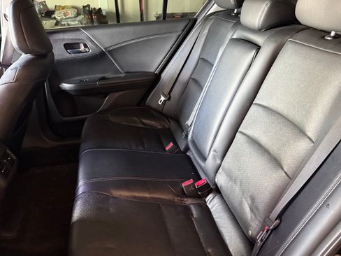 Used 2016 Honda Accord EX-L image 11