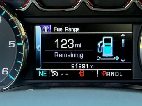 Used 2017 GMC Sierra 1500 SLT w/ SLT Premium Package image 19