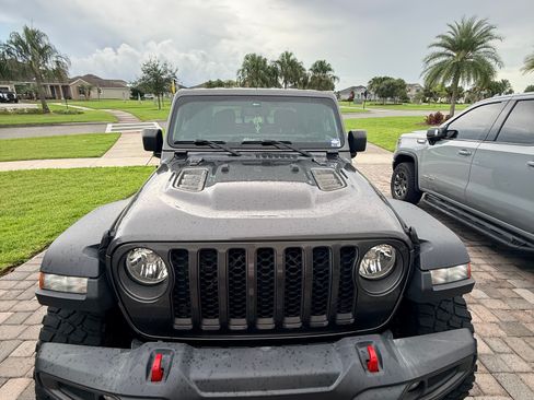 Used 2022 Jeep Gladiator Rubicon AWD/4WD image 1