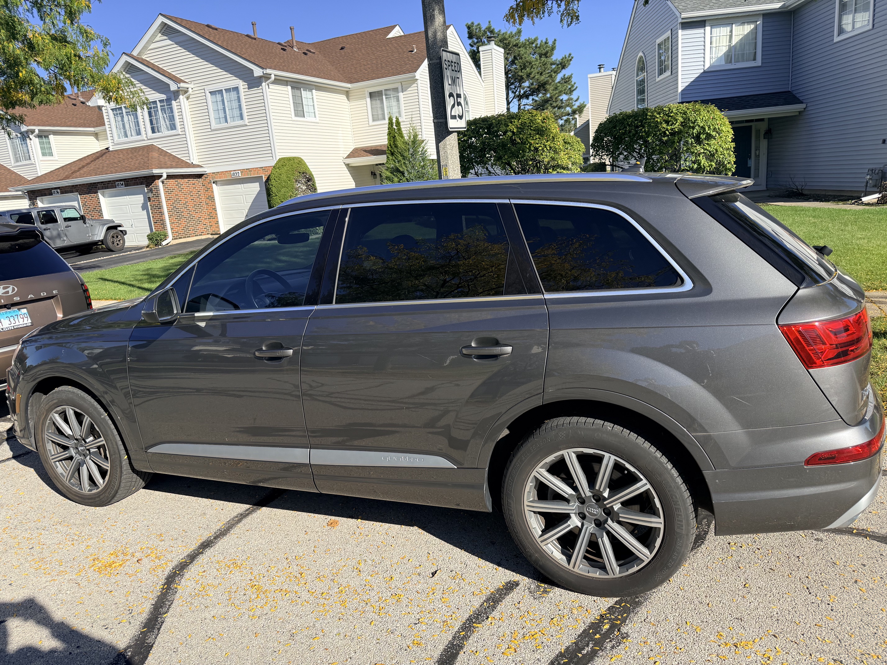 Used 2018 Audi Q7 3.0T Prestige w/ Prestige Package AWD/4WD image 2