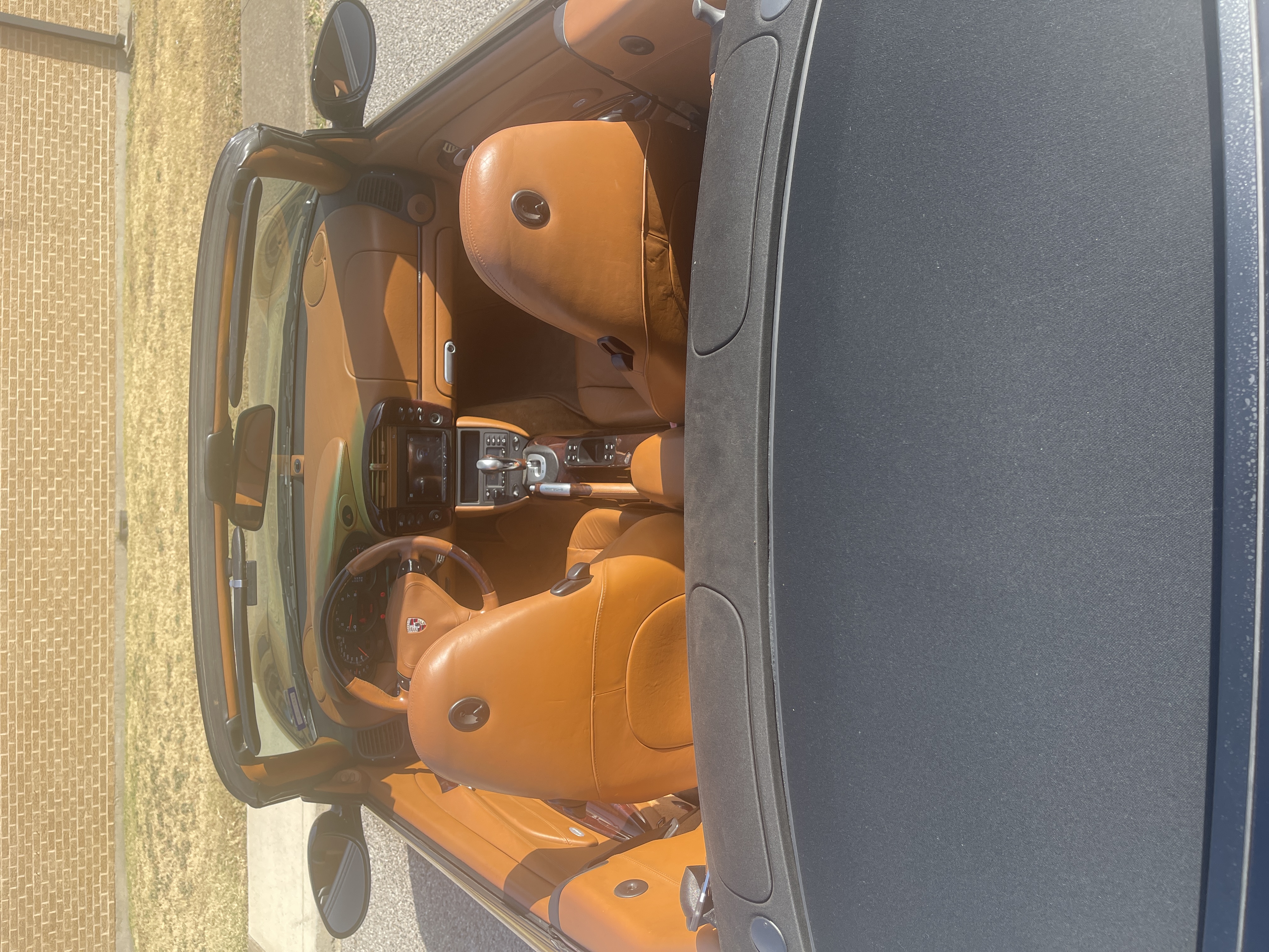 Used 2003 Porsche 911 Cabriolet image 28