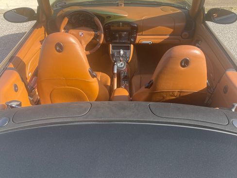 Used 2003 Porsche 911 Cabriolet image 28