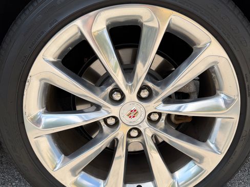 Used 2013 Cadillac XTS Premium image 13