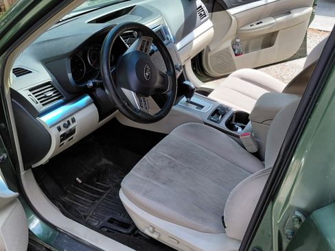 Used 2014 Subaru Outback 2.5i Premium image 1