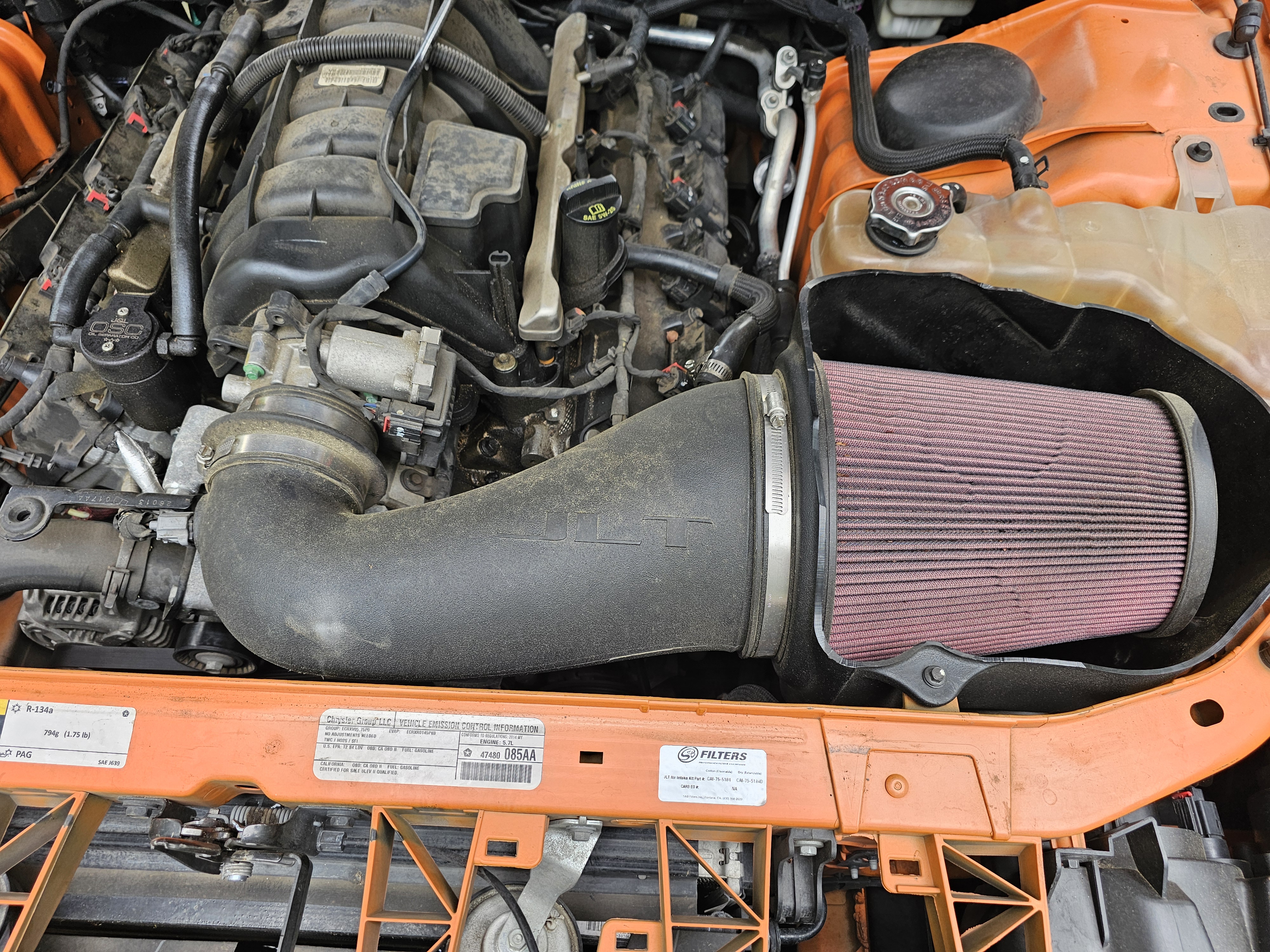 Used 2014 Dodge Challenger R/T RWD image 24