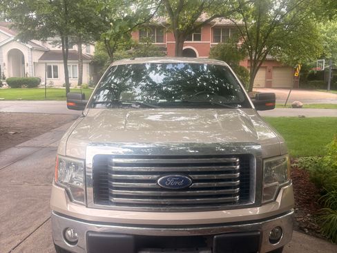 Used 2010 Ford F150 XLT AWD/4WD image 4