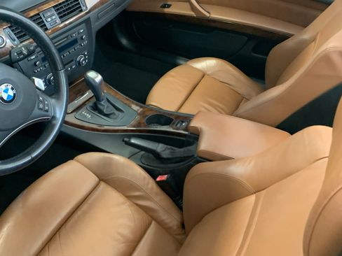 Used 2008 BMW 328i Convertible image 14