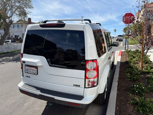 Used 2011 Land Rover LR4 HSE image 8