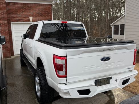 Used 2021 Ford F150 Lariat w/ Equipment Group 502A High image 9